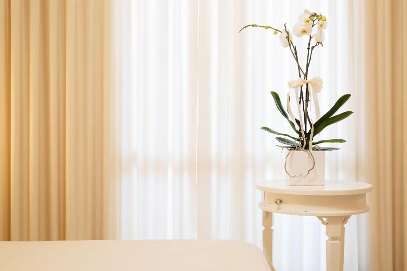 Double or Twin Room image 1