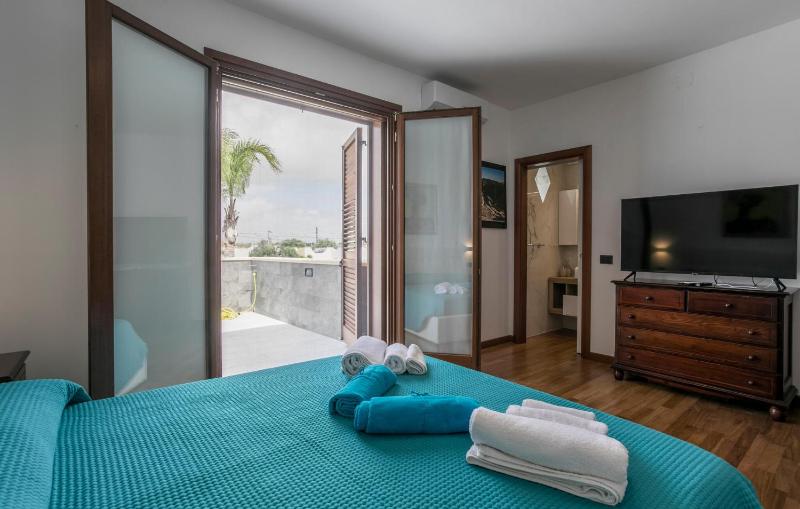 Amazing Home In Punta Milocca - image 14