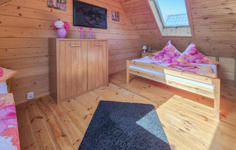 Beautiful Home In Rewal With Wifi - image 8
