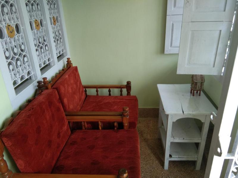 KINGS TOWN - Village County - image 11