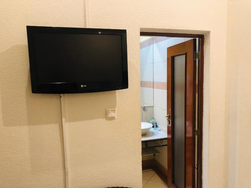 Agentour Guesthouses - image 8