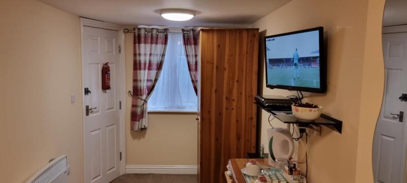 Standard Double Room image 4
