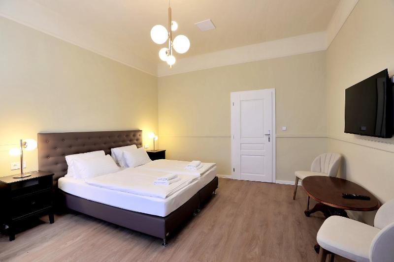 Hotel Kavalír - image 11