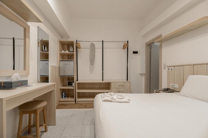 Double or Twin Room image 1