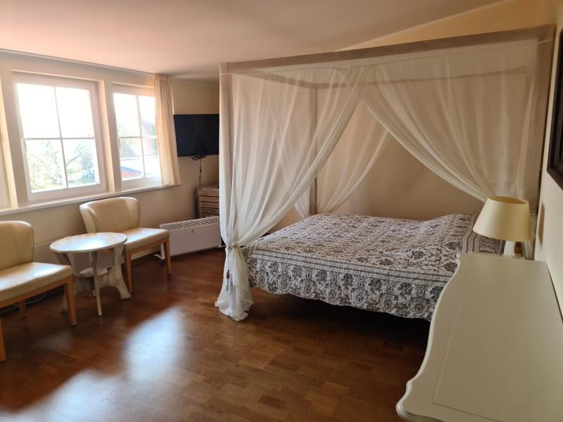 Junior Suite with Sea View image 1