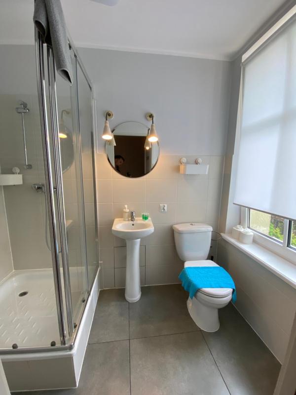 Quadruple Room with Balcony image 4
