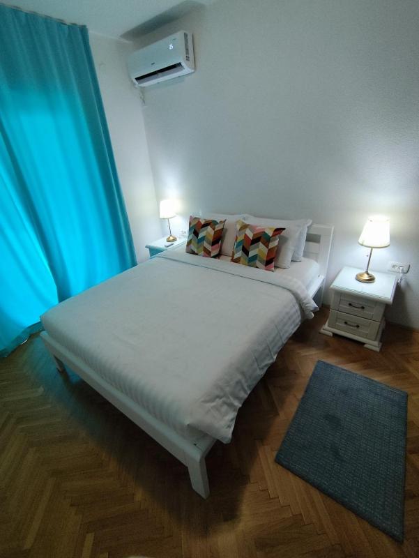 One Bedroom Apartment image 3