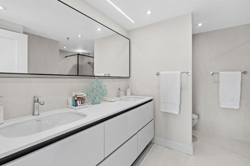 One-Bedroom Villa image 1