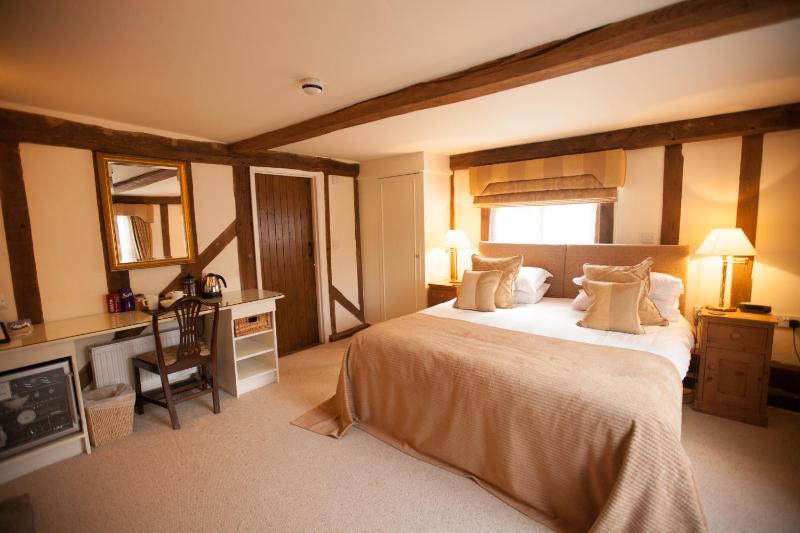 Double Room with Private Bathroom image 2