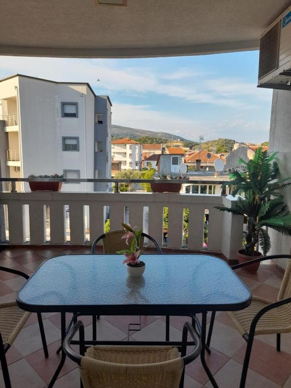 Apartaments DIN - image 12