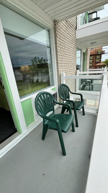 Deluxe One-Bedroom Suite (4 adults + 2 children) image 3