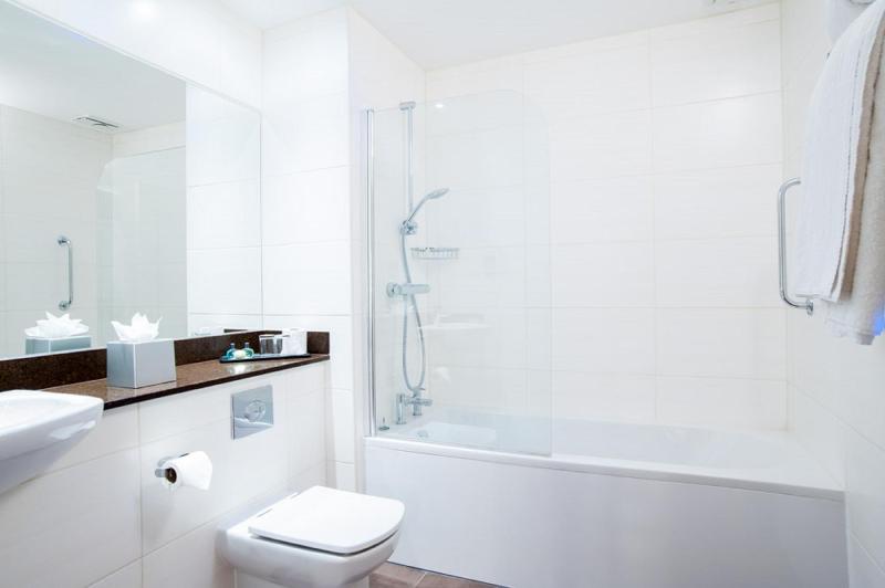 Standard Family Room image 4
