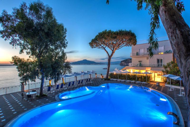 Grand Hotel Riviera - image 6