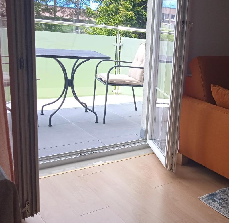 One-Bedroom Apartment image 2
