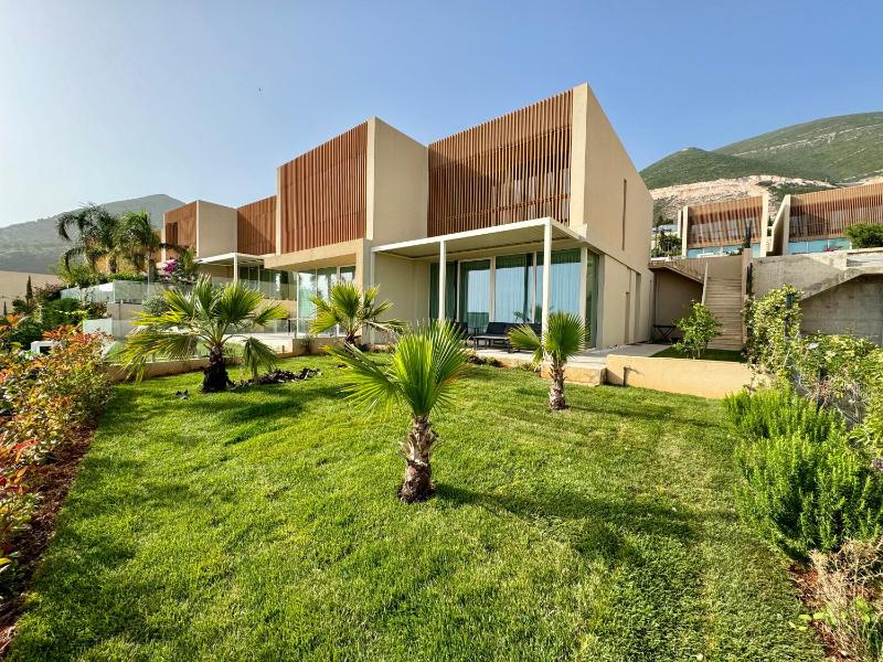 Sea La Vie Villa Palase - image 1