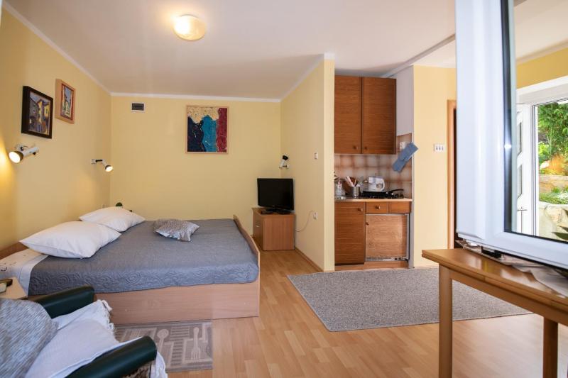 Apartments Egle Opatija - image 3