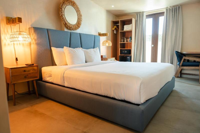 King Room image 2