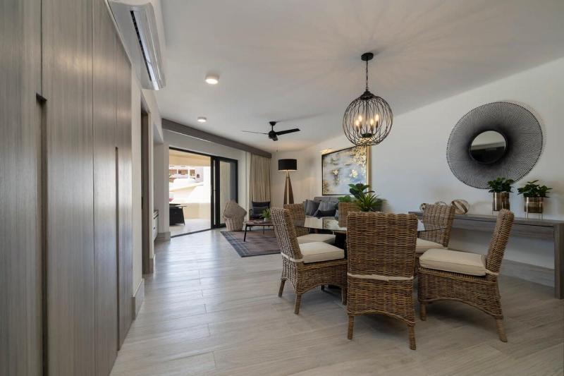 Unit 150- Casa Kelly - OCEANFRONT Fully Renovated - image 4