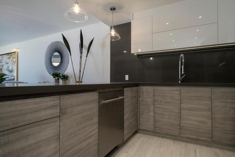 Unit 150- Casa Kelly - OCEANFRONT Fully Renovated - image 14
