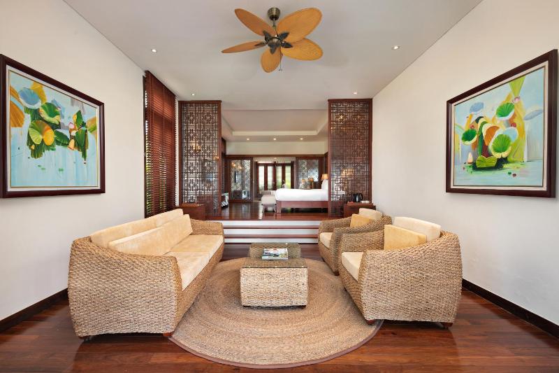 Da Nang Beach Villa Resort - image 5