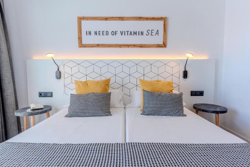 Single Room with Spa Access image 4