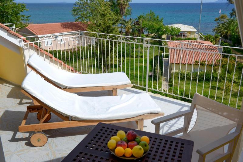 Superior Apartment - Split Level with Sea View image 3