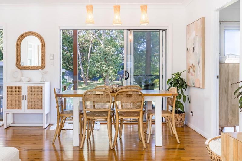 3 Pillars - Pet Friendly - 4 Mins Walk to Beach - image 26