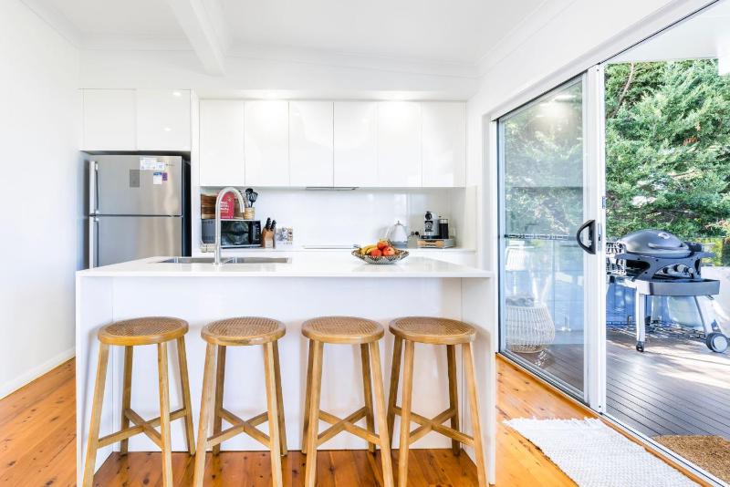 3 Pillars - Pet Friendly - 4 Mins Walk to Beach - image 28