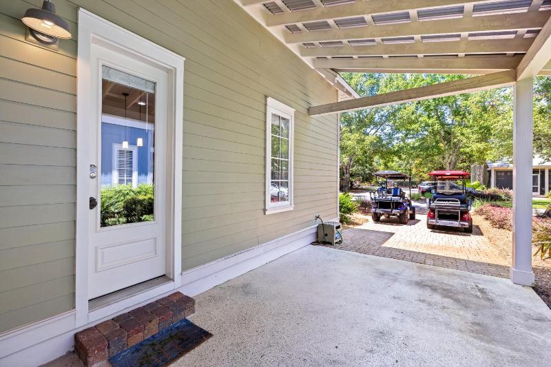 2465 Bungalo Home - image 40