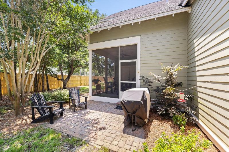 2465 Bungalo Home - image 48