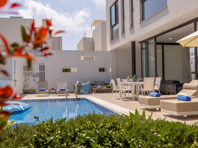 Almaria Residences - image 13
