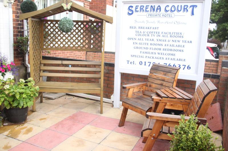 Serena Court Hotel - image 38