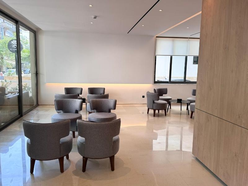 Angela Downtown Hotel - image 4