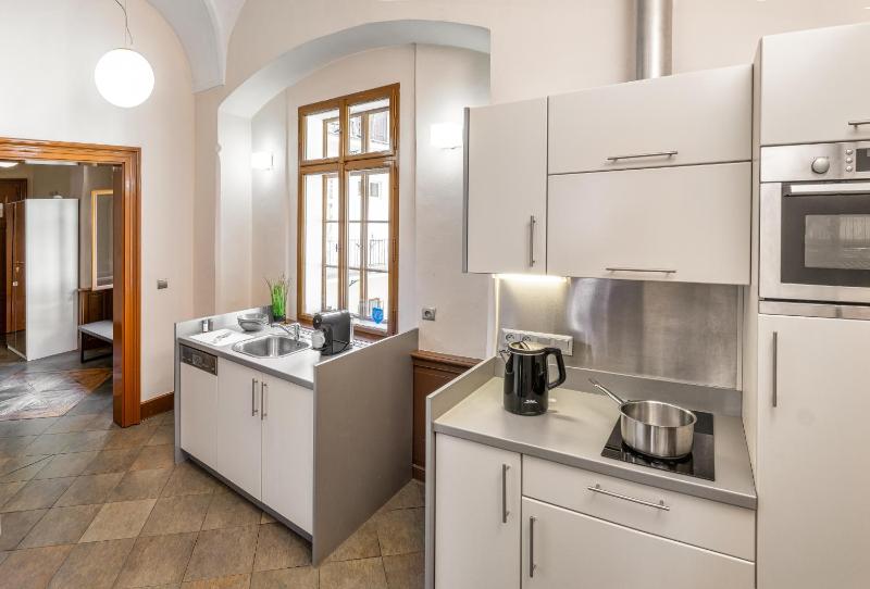 3 Epoques Apartments by Adrez - image 16