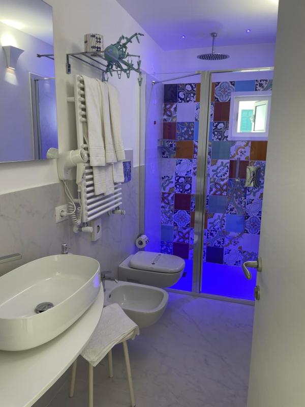 Amalfi Suite Boutique Hotel - image 11