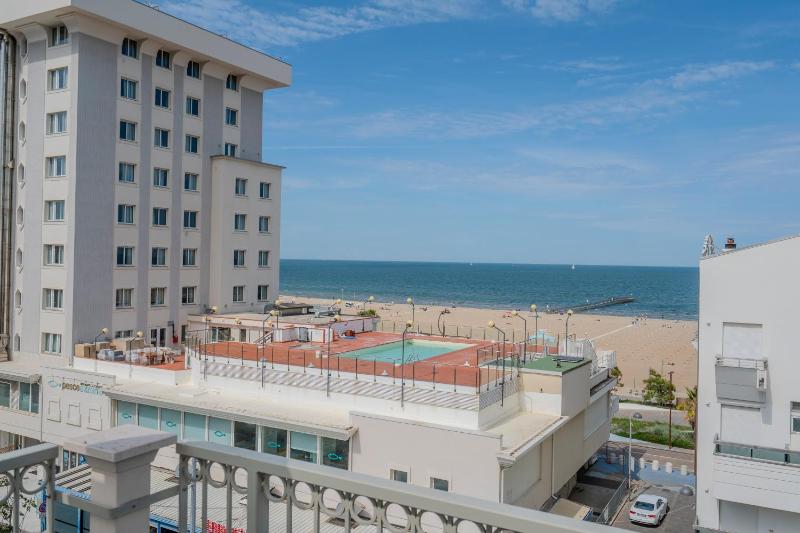 Hotel Mia - image 23