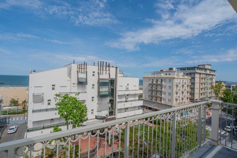 Hotel Mia - image 6