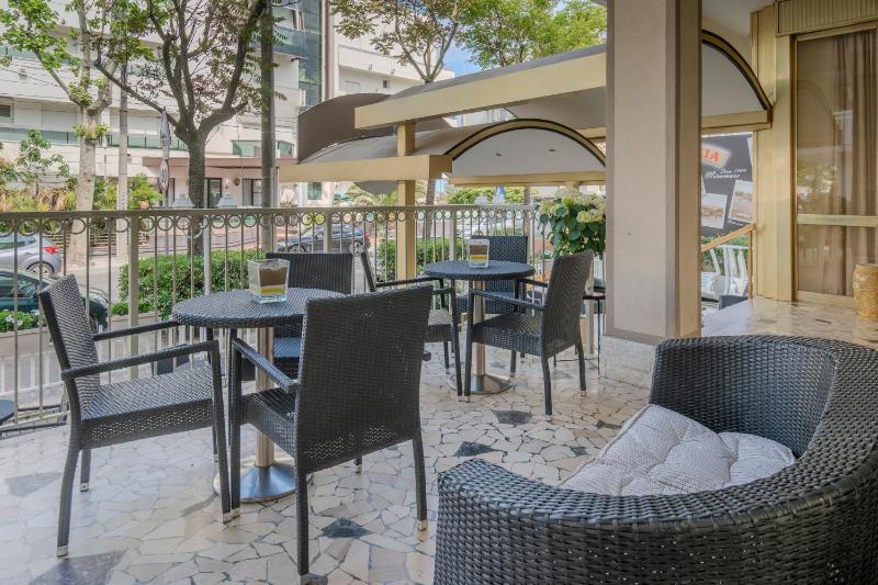 Hotel Mia - image 20