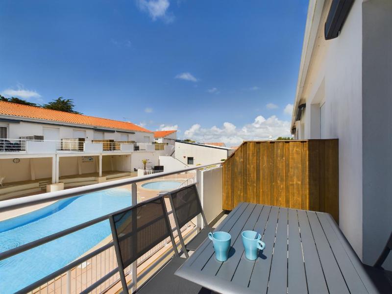 400m de la plage appartement avec piscine - image 1