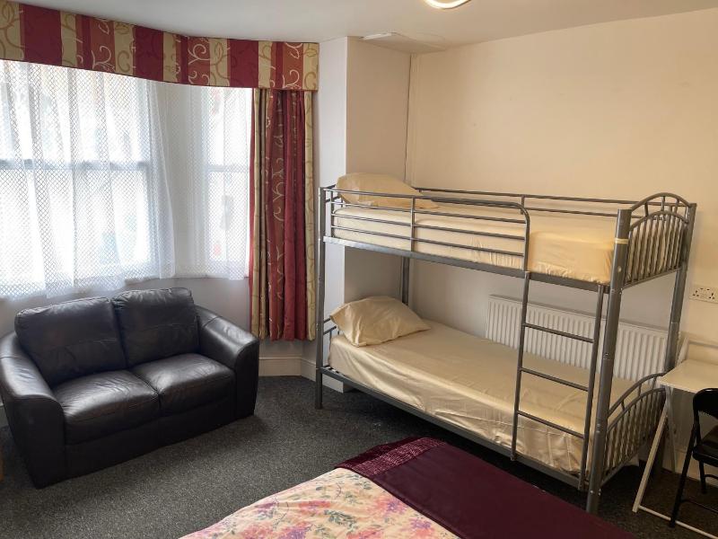 Backpackers Blackpool Hotel & Suites - image 48