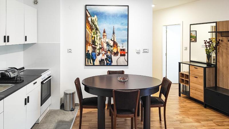 FilinHome Gunduliceva Suite 5 - image 7