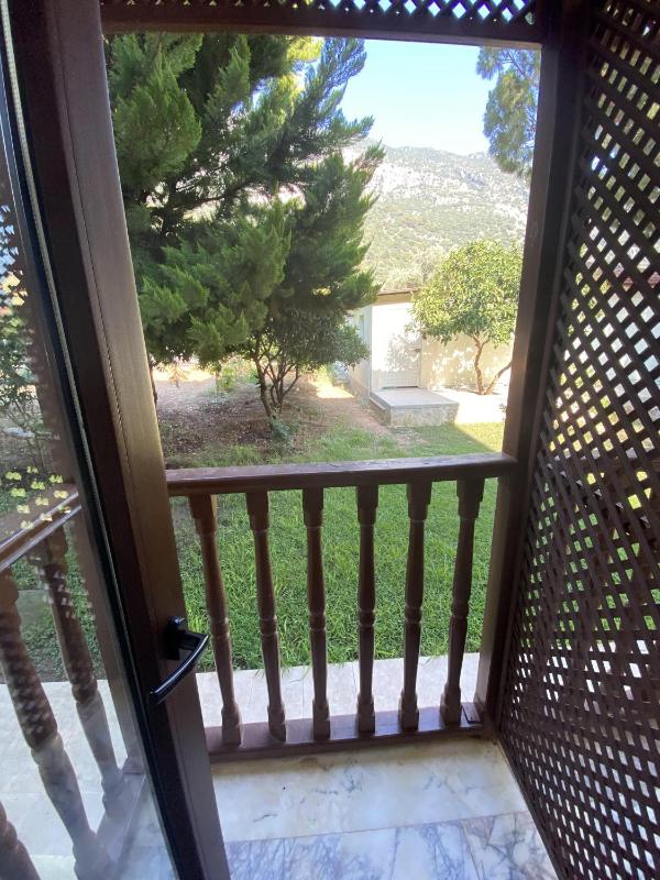 Single Room with Balcony image 3