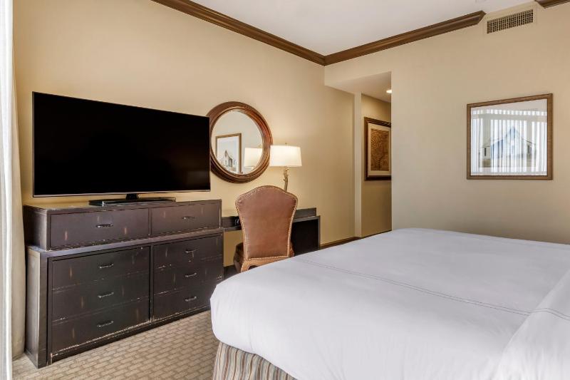Omni Austin Hotel Downtown - image 27
