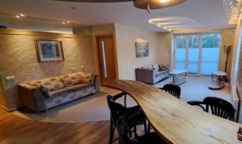 Cozy Home Seaside Apartment - image 5