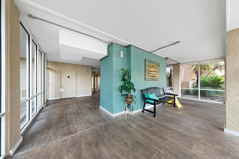 Edgewater West Unit 44 - image 10