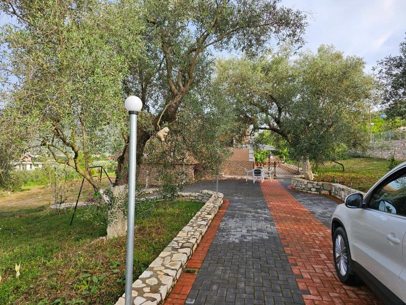 Guesthouse Iljaz - image 13