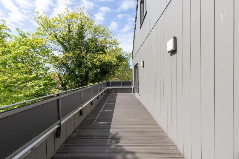 Penthouse Tine - image 16