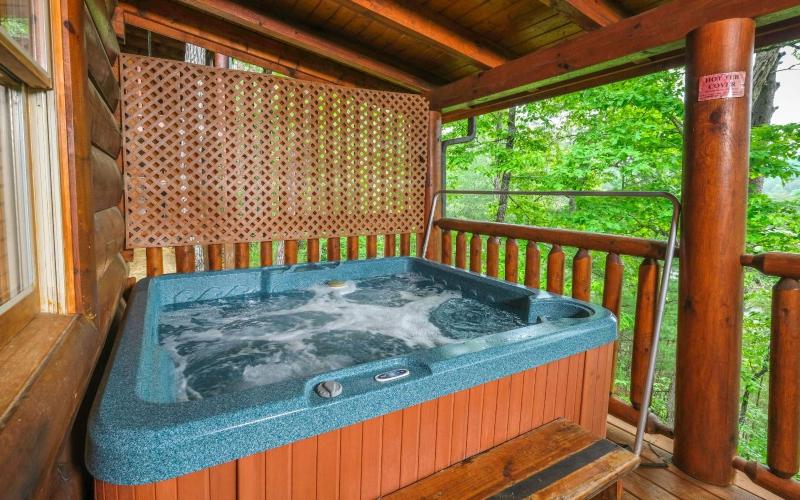 Simply Amazing - Game Tables and Hot Tub - image 17