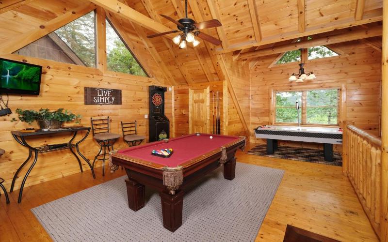 Simply Amazing - Game Tables and Hot Tub - image 15