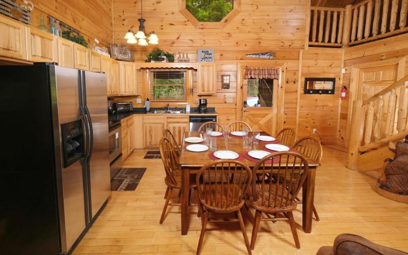 Simply Amazing - Game Tables and Hot Tub - image 12
